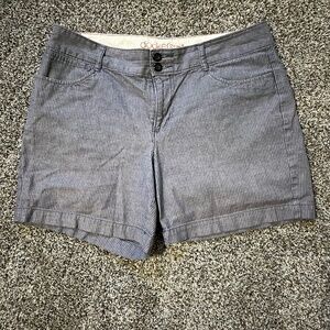 Women's Dockers Original Chino Shorts, Vertical stripes, Size 10
